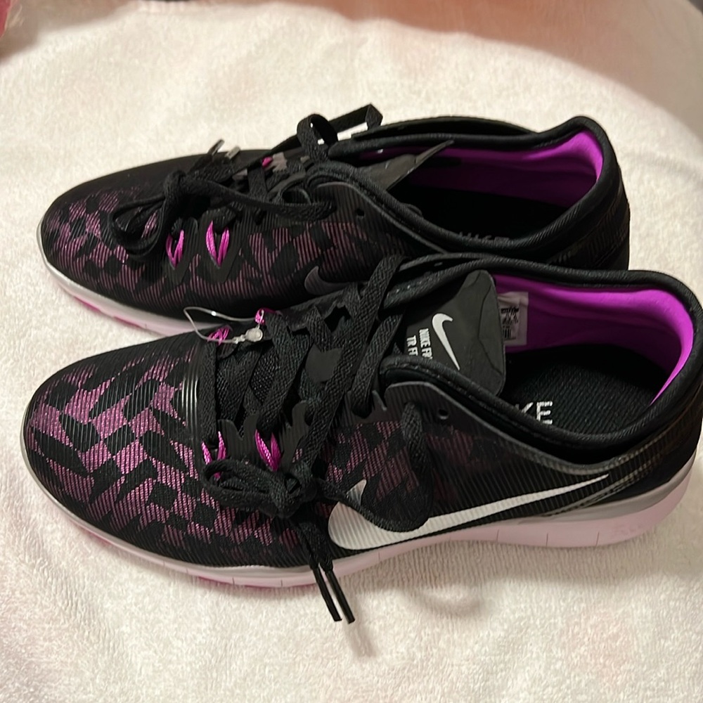 Nike Free TR Fit 5 Running Trainers  tennis shoes Black Purple Size US 6.5 UK 4